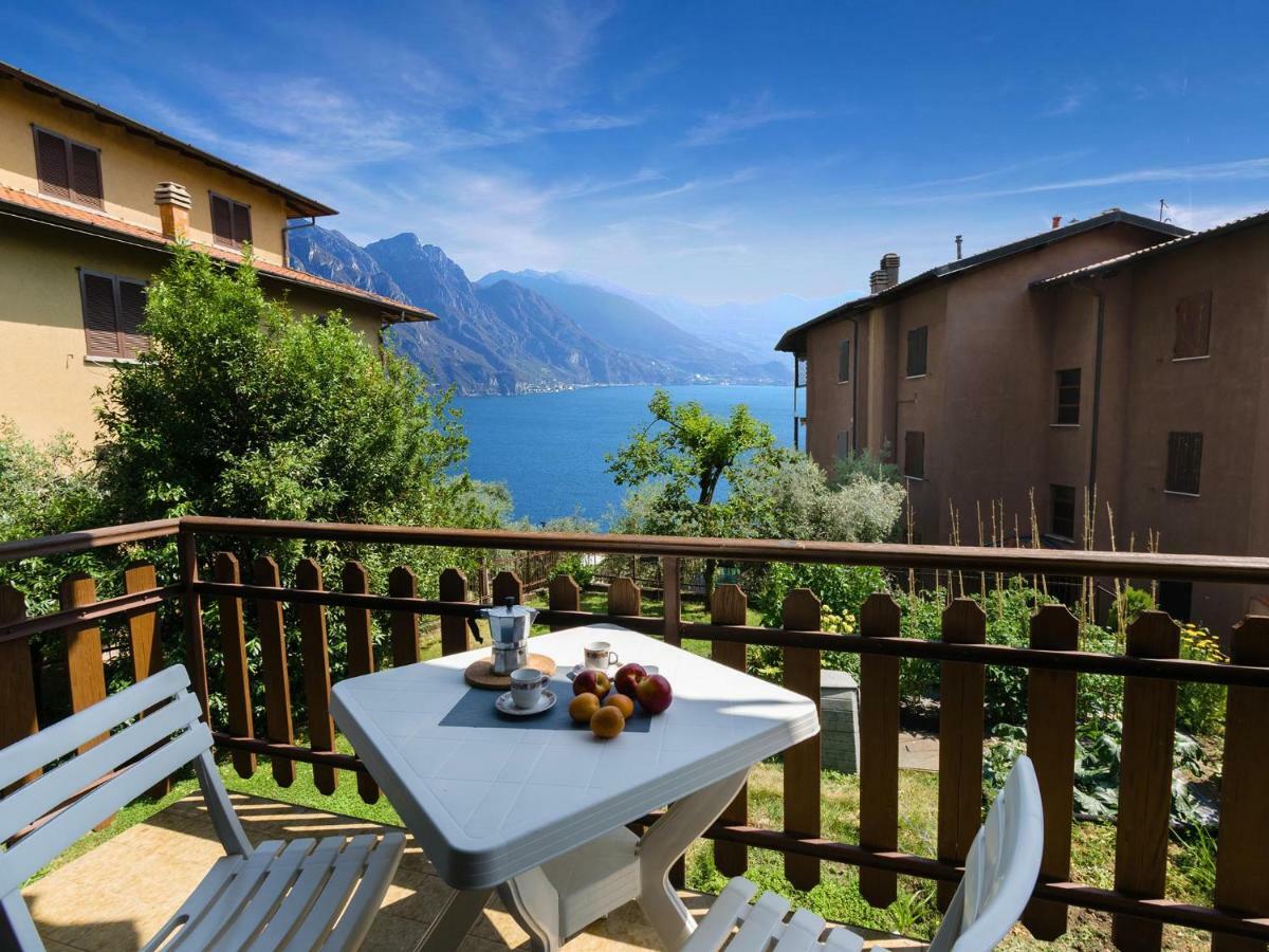 Discesa A Lago With Terrace And Garden On Lake Iseo Riva di Solto Eksteriør bilde